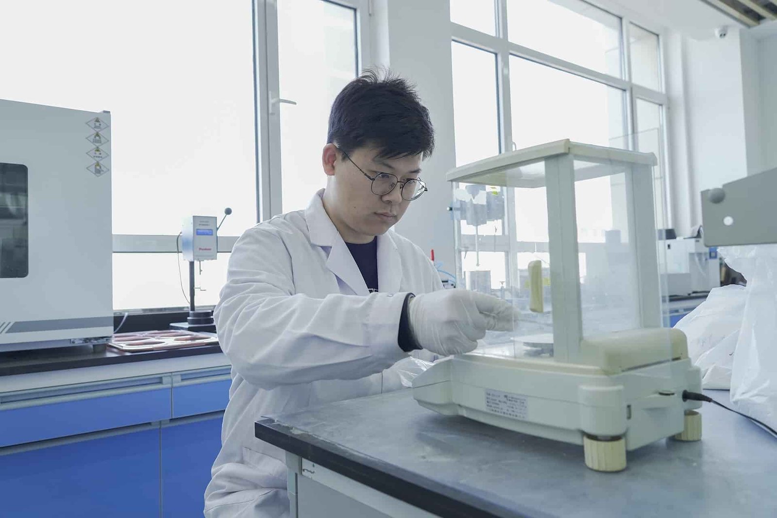 LANDU HPMC laboratory workspace